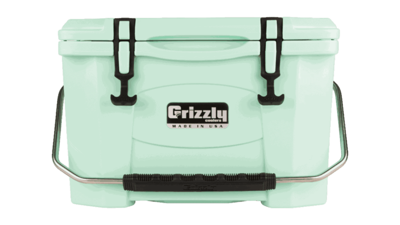 seafoam green grizzly 20 quart cooler, lid closed with stainless steel handle, front view