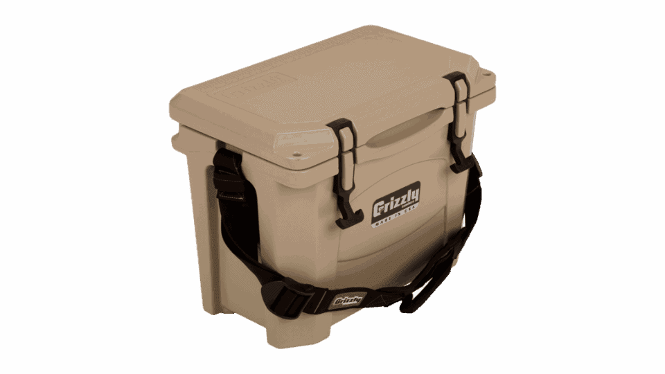 angled front view looking down at grizzly 15 small ice chest with lid closed