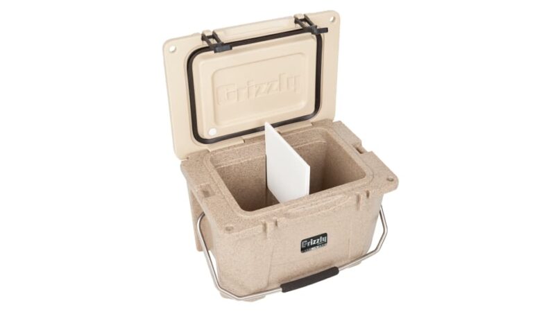 1 Folding Cutting Board In Grizzly 20 Cooler